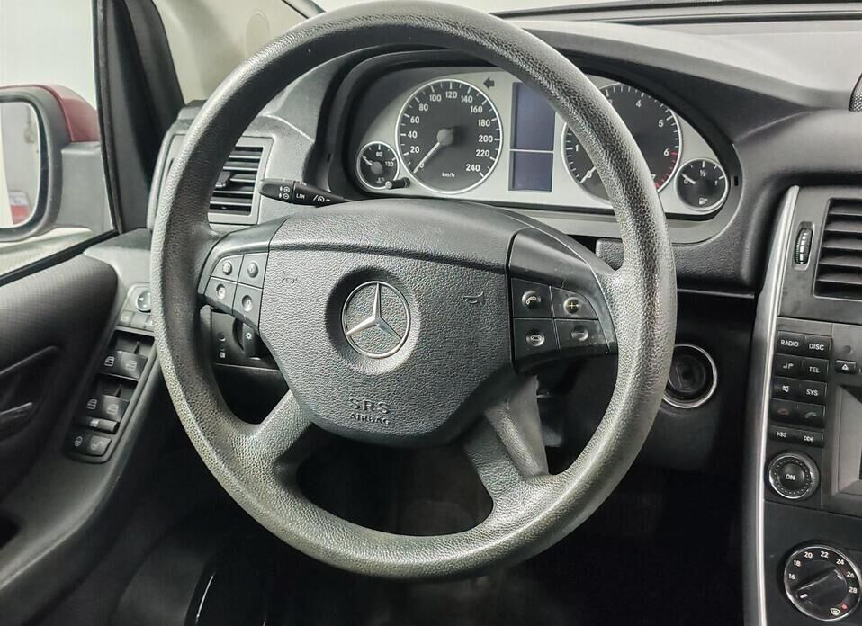 Mercedes-Benz B-Класс, I (W245) Рестайлинг 200 2.0 CVT (136 л.с.)