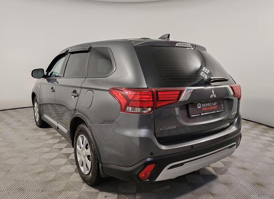 Mitsubishi Outlander, III Рестайлинг 2 2.0 CVT (146 л.с.)