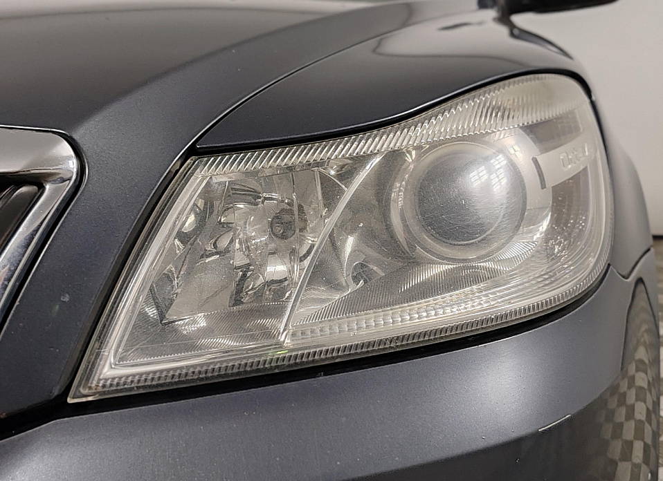 Skoda Octavia, II (A5) Рестайлинг 1.6 MT (102 л.с.)