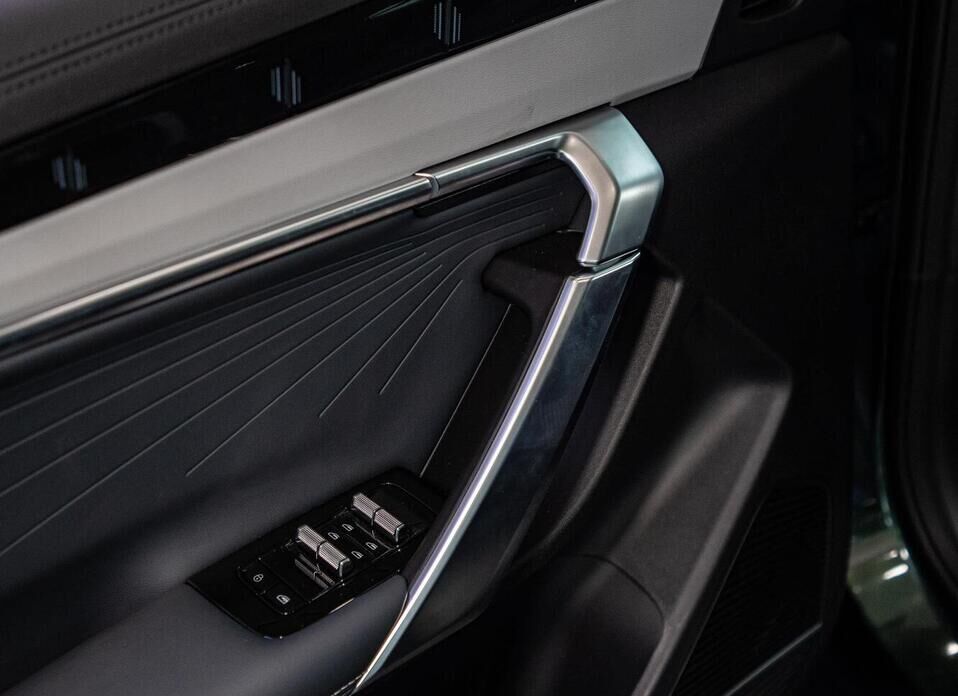 Geely Atlas, II 2.0 AT (200 л.с.) 4WD