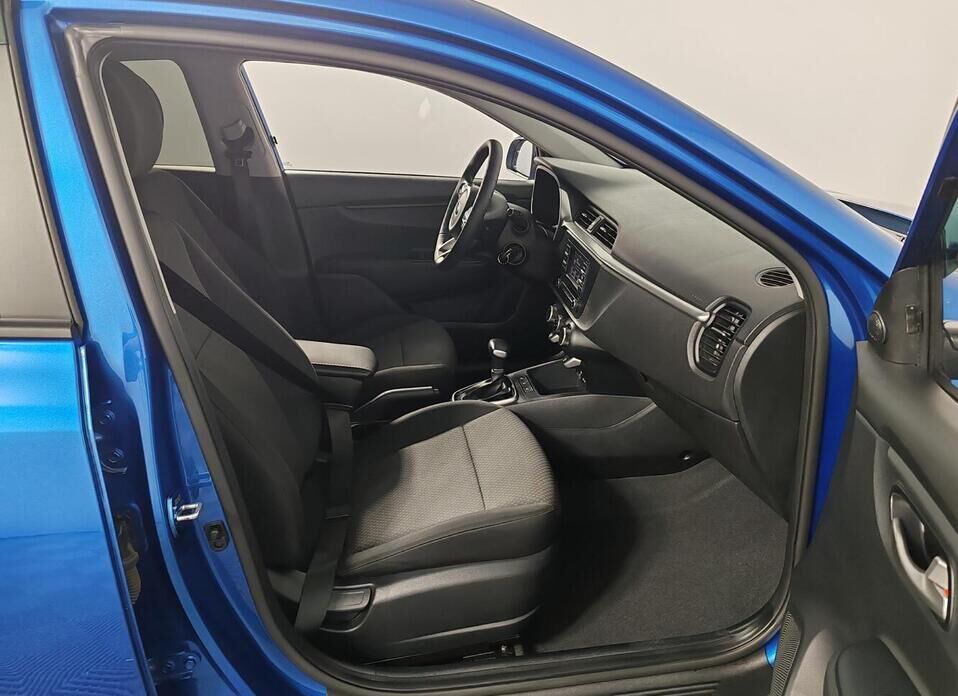 Kia Rio, IV Рестайлинг 1.6 AT (123 л.с.)