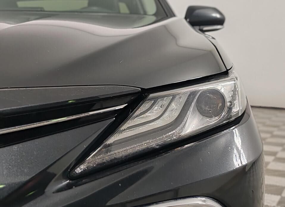Toyota Camry, VIII (XV70) Рестайлинг 2.5 AT (206 л.с.)