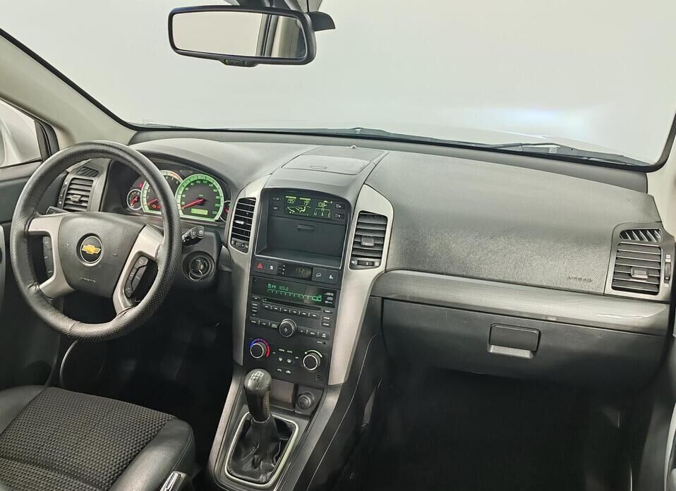 Chevrolet Captiva 2.4 MT (136 л.с.) 4WD