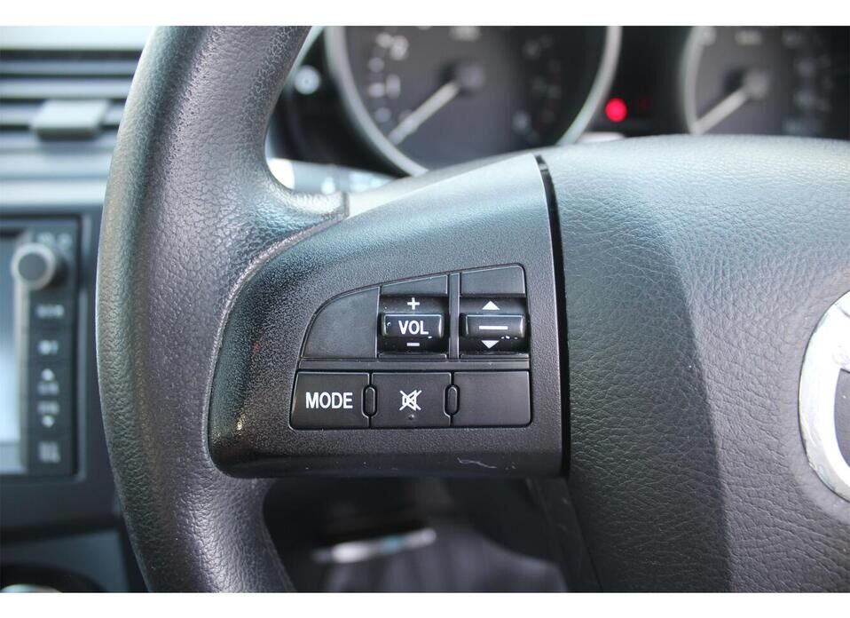 Mazda Axela, II 1.5 CVT (111 л.с.)