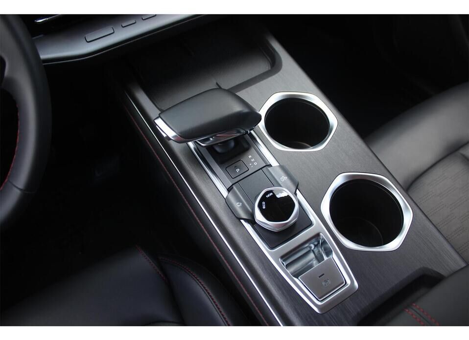 Changan UNI-S 1.5 AMT (181 л.с.)