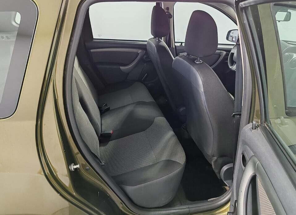 Renault Duster 2.0 AT (143 л.с.) 4WD