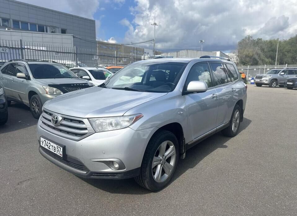 Toyota Highlander 3.5 AT (273 л.с.) 4WD