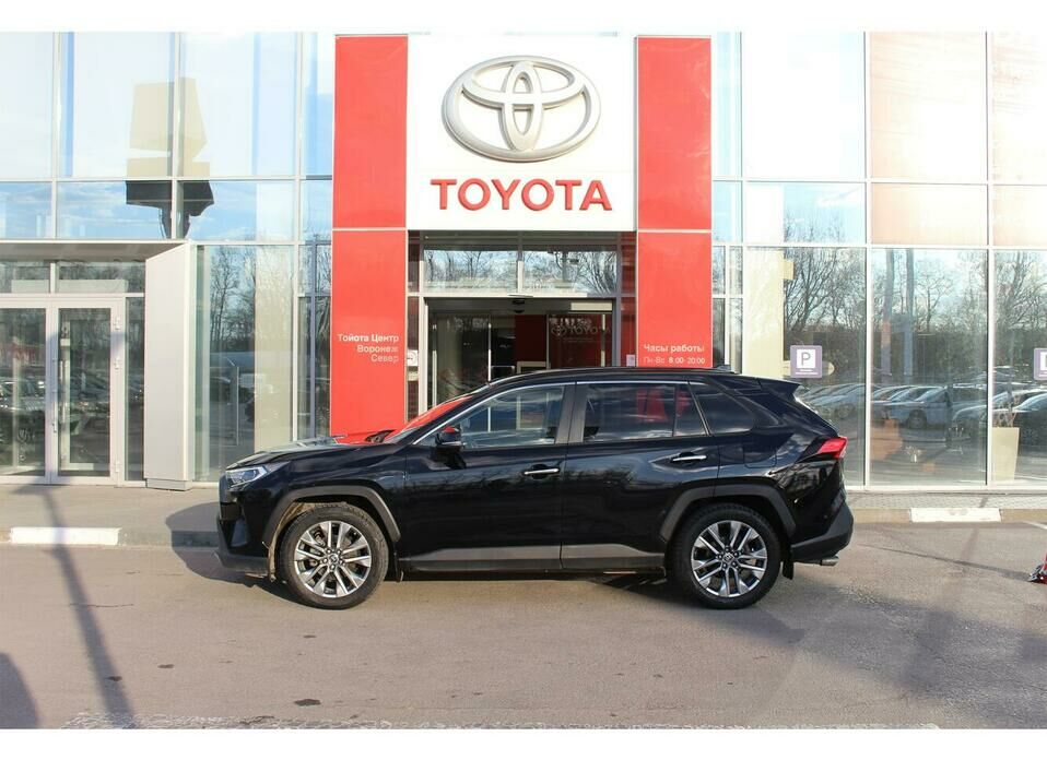 Toyota RAV4 2.5 AT (199 л.с.) 4WD