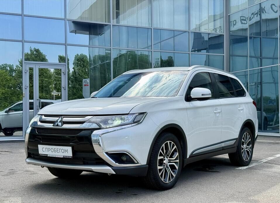 Mitsubishi Outlander, III Рестайлинг 2 2.4 CVT (167 л.с.) 4WD