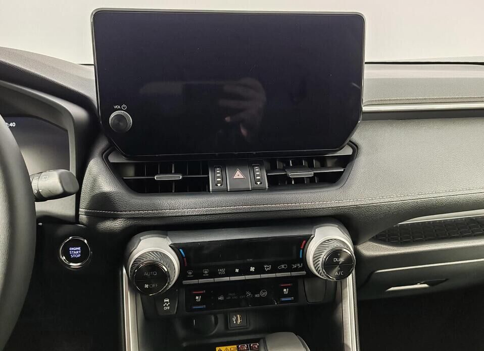 Toyota RAV4, V (XA50) 2.0 CVT (173 л.с.) 4WD