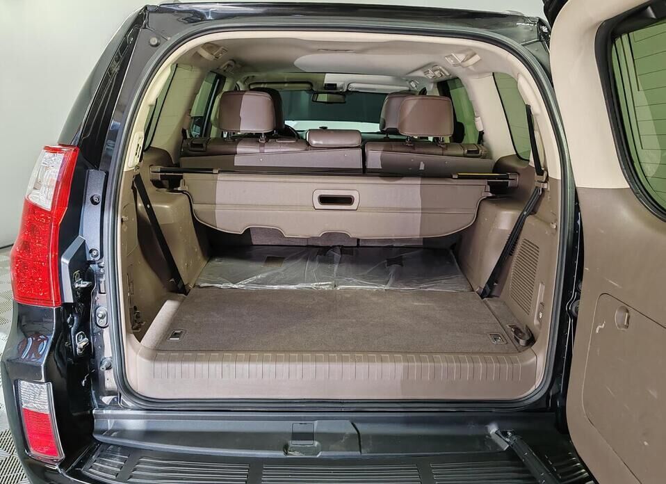 Lexus GX, II 460 4.6 AT (296 л.с.) 4WD