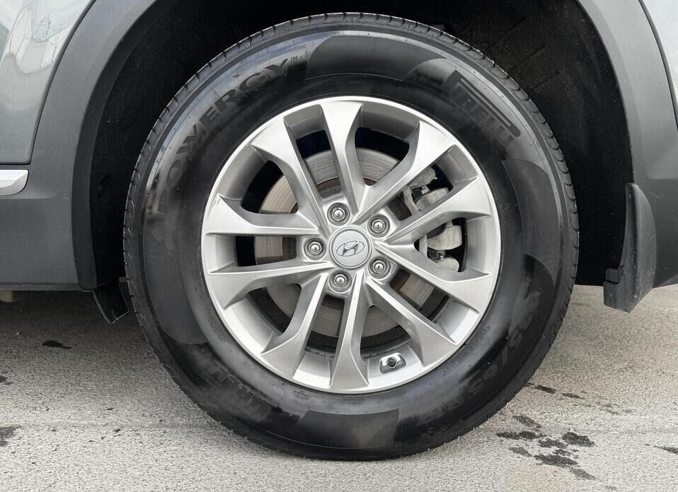 Hyundai Santa Fe, IV Рестайлинг 2.5 AT (180 л.с.) 4WD