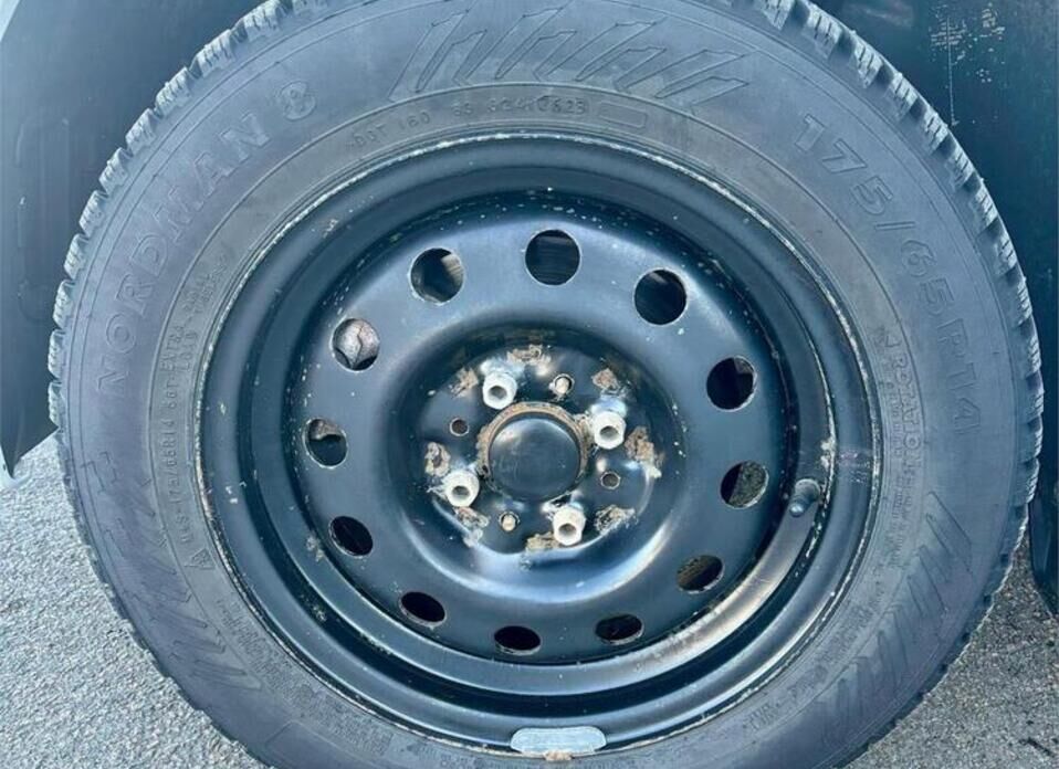 LADA (ВАЗ) Granta, I Рестайлинг 1.6 MT (90 л.с.)