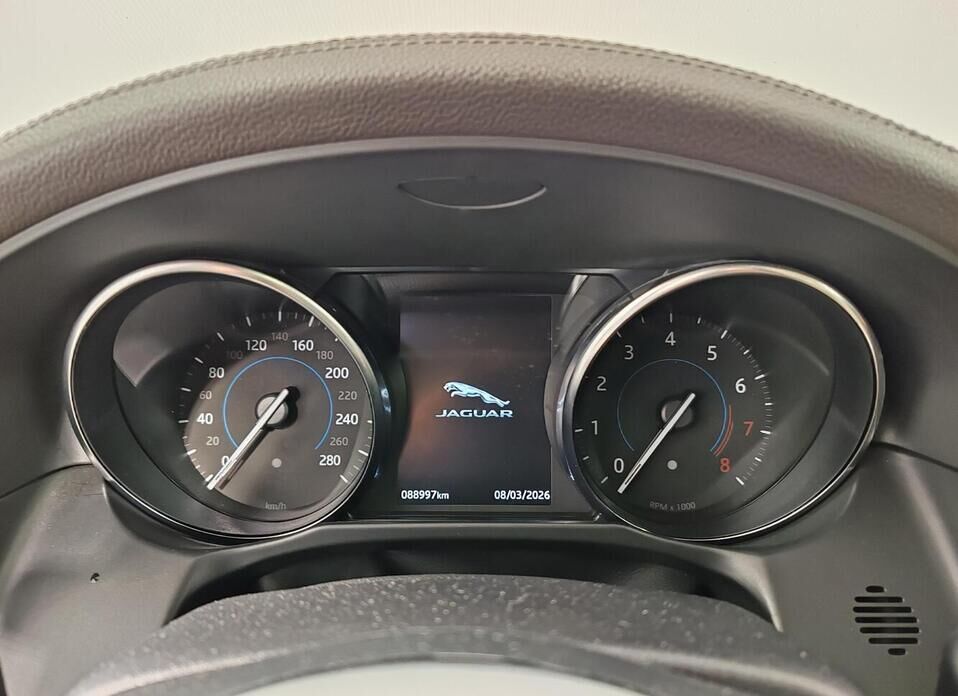 Jaguar XF, II 2.0 AT (200 л.с.)