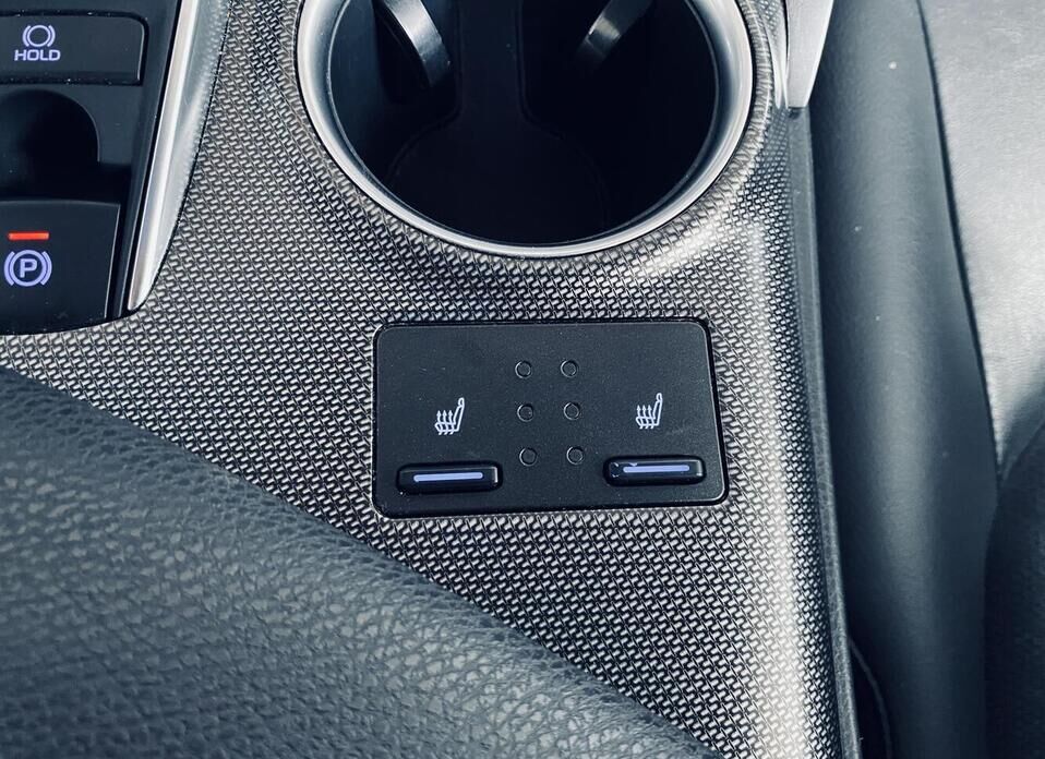 Toyota Camry, VIII (XV70) Рестайлинг 3.5 AT (249 л.с.)