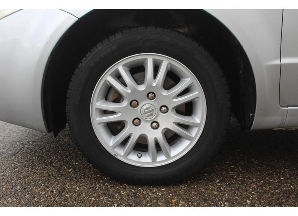 Suzuki SX4, I (Classic) 1.6 AT (106 л.с.)