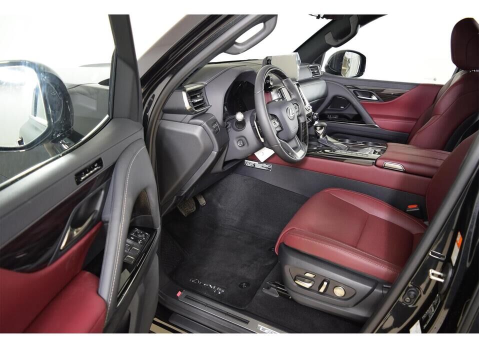 Lexus LX, IV 600 3.5 AT (415 л.с.) 4WD