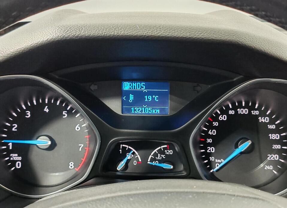 Ford Focus, III Рестайлинг 1.6 AMT (125 л.с.)