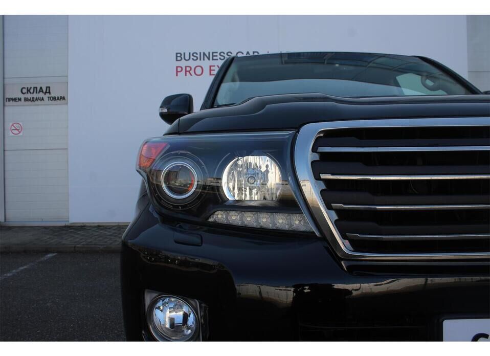 Toyota Land Cruiser, 200 Series Рестайлинг 1 4.5d AT (235 л.с.) 4WD