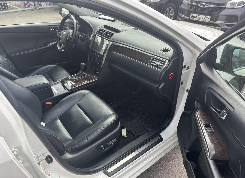 Toyota Camry, VII (XV50) Рестайлинг 2 2.5 AT (181 л.с.)