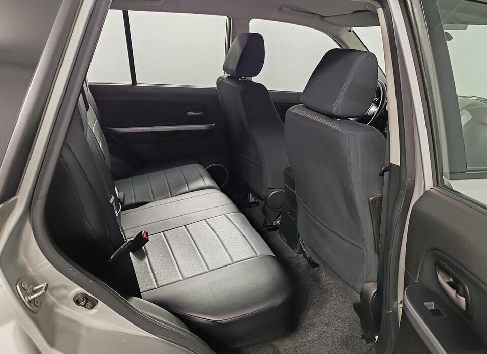 Suzuki Grand Vitara, III Рестайлинг 2 2.0 MT (140 л.с.) 4WD