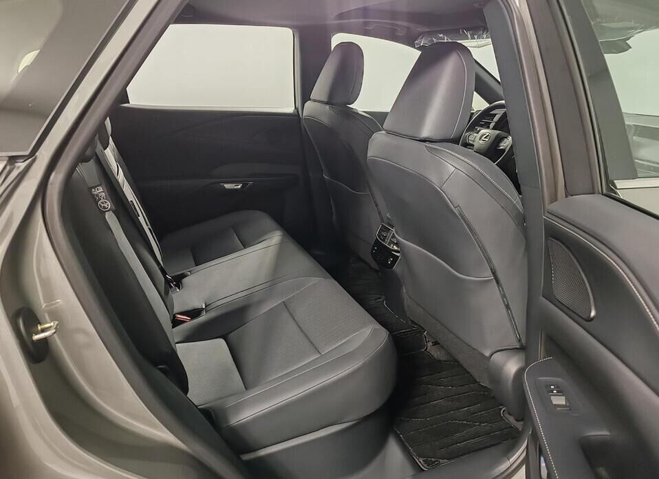 Lexus RX, V 300 2.0 AT (248 л.с.) 4WD