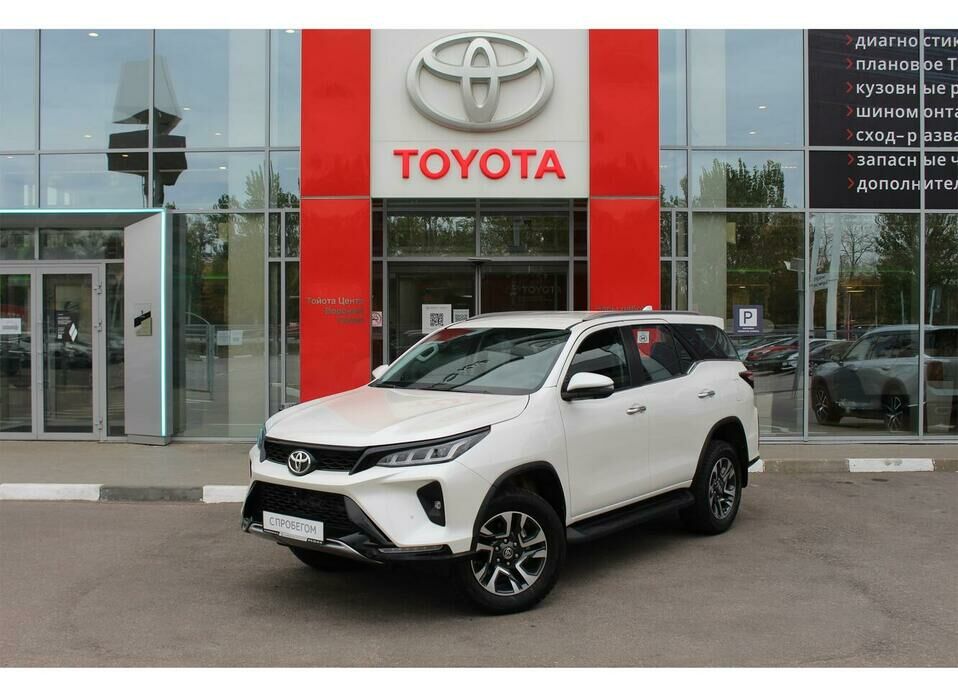 Toyota Fortuner 2.8d AT (200 л.с.) 4WD