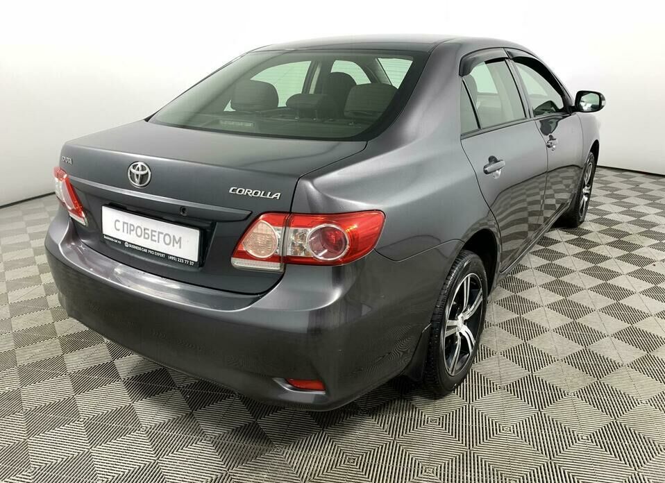 Toyota Corolla 1.6 MT (124 л.с.)