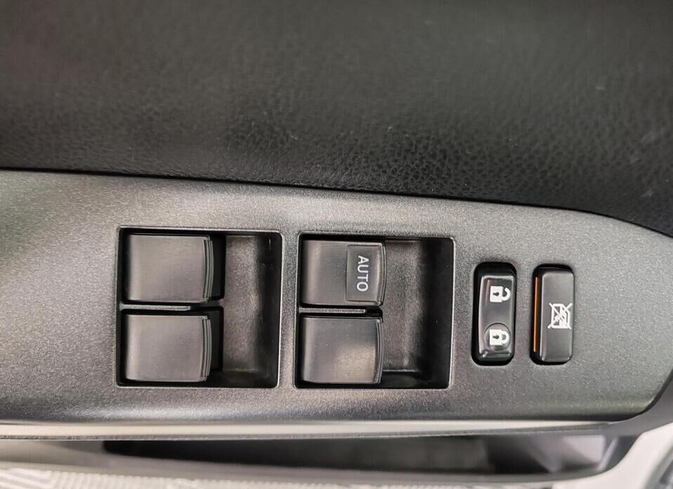 Toyota RAV4, IV (CA40) Рестайлинг 2.0 CVT (146 л.с.)