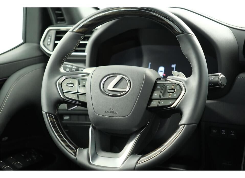 Lexus LX, IV 600 3.5 AT (415 л.с.) 4WD