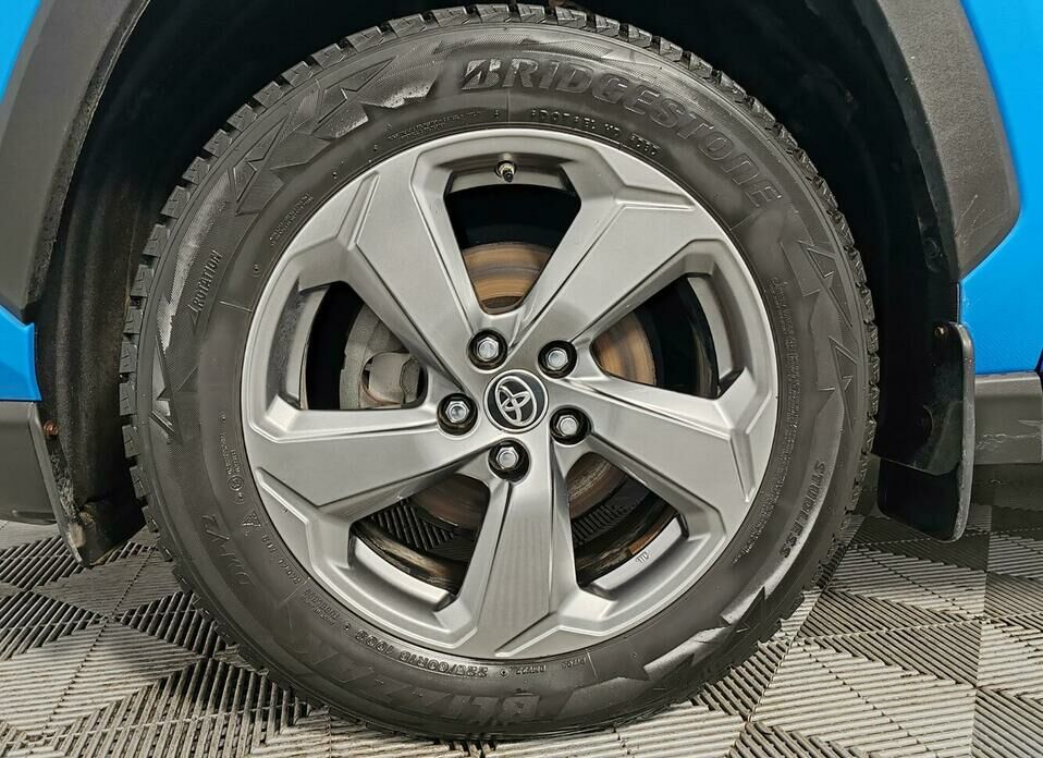 Toyota RAV4 2.0 CVT (149 л.с.) 4WD