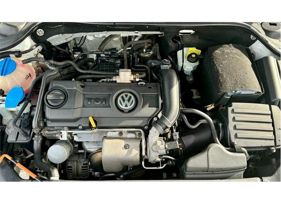 Volkswagen Jetta, VI 1.4 MT (122 л.с.)