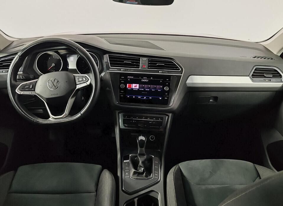 Volkswagen Tiguan 1.4 AMT (150 л.с.)