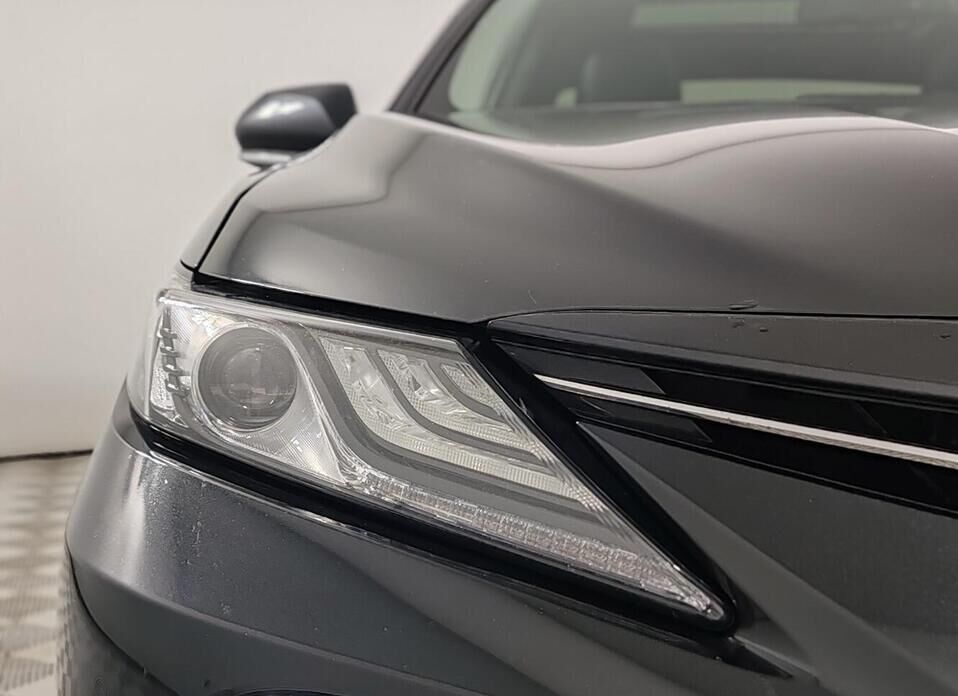 Toyota Camry, VIII (XV70) Рестайлинг 2.5 AT (206 л.с.)