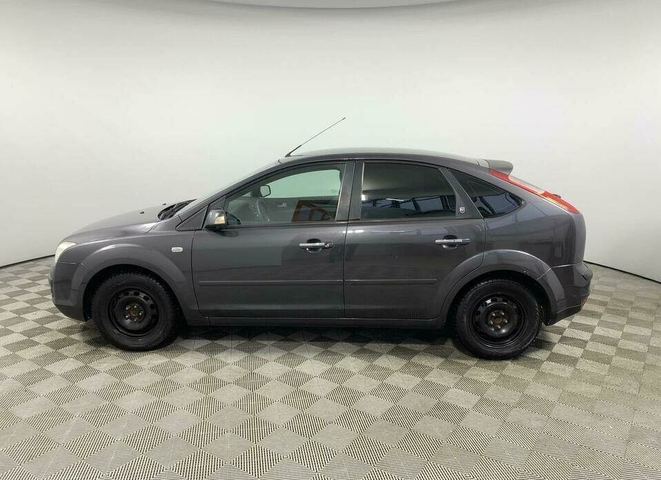 Ford Focus 2.0 AT (145 л.с.)