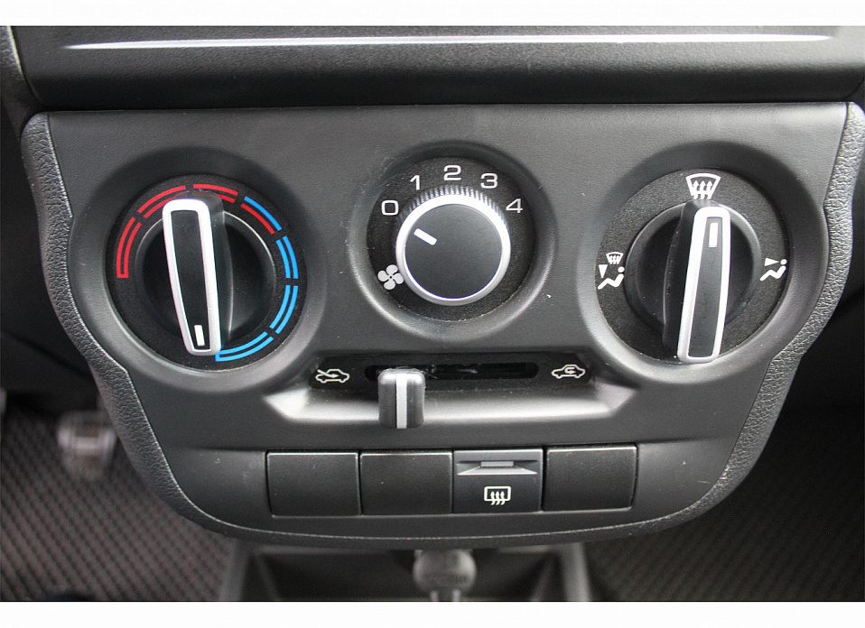 LADA (ВАЗ) Granta, I Рестайлинг Euro-2 1.6 MT (90 л.с.)