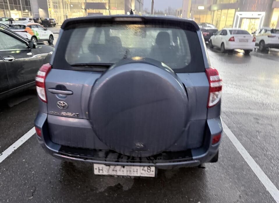 Toyota RAV4, III (XA30) Рестайлинг 2.0 CVT (158 л.с.) 4WD