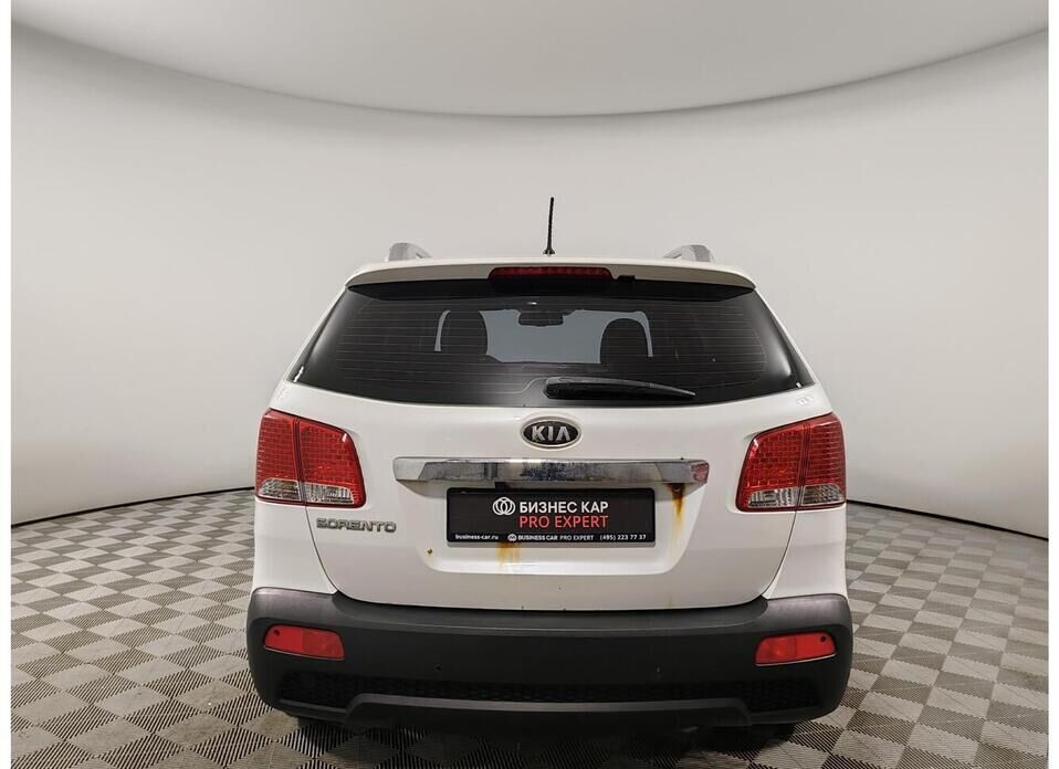 Kia Sorento, II 2.4 AT (175 л.с.) 4WD