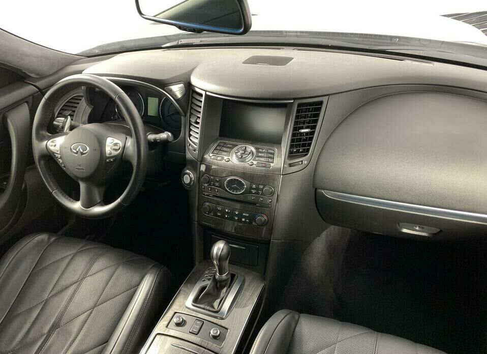 Infiniti FX FX37 3.7 AT (333 л.с.) 4WD