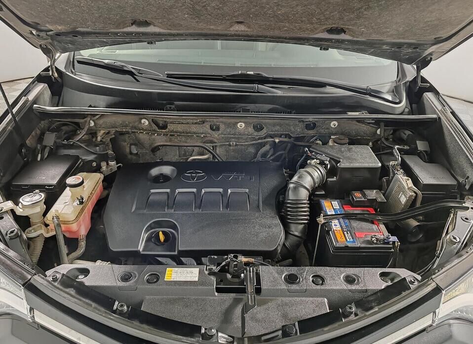 Toyota RAV4, IV (XA40) Рестайлинг 2.0 CVT (146 л.с.) 4WD