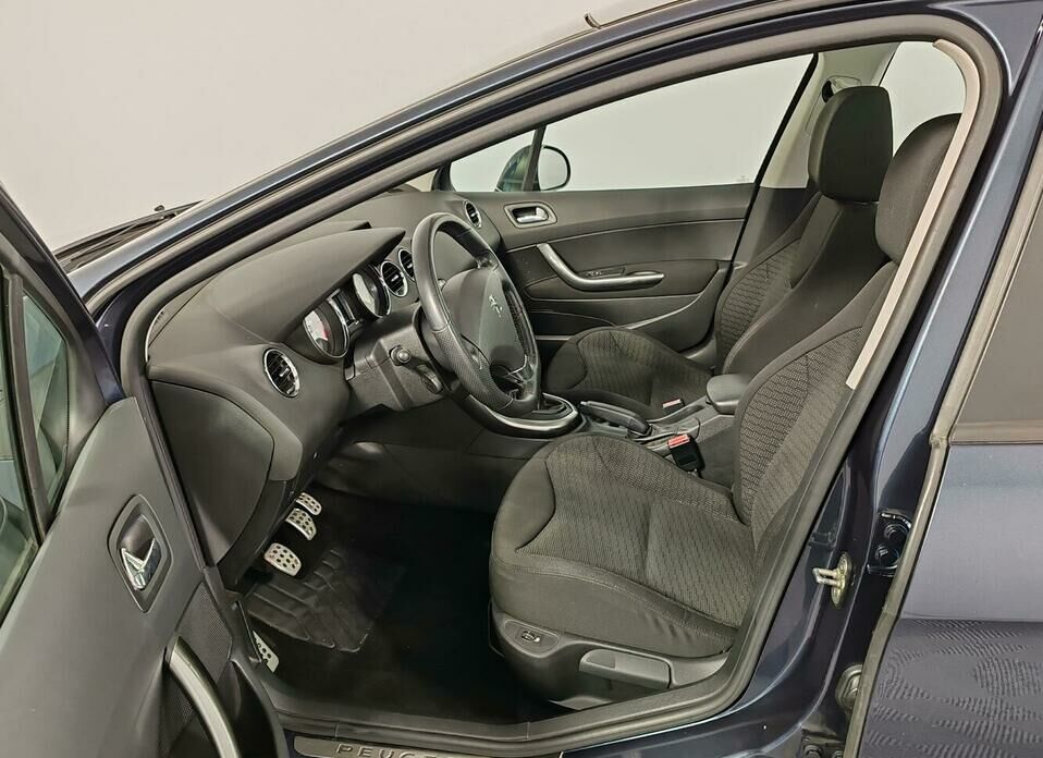 Peugeot 308 1.6 MT (120 л.с.)