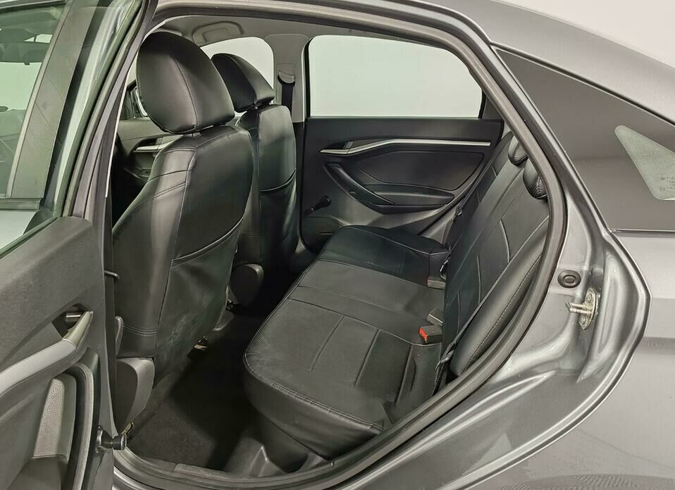 LADA (ВАЗ) Vesta 1.6 MT (106 л.с.)