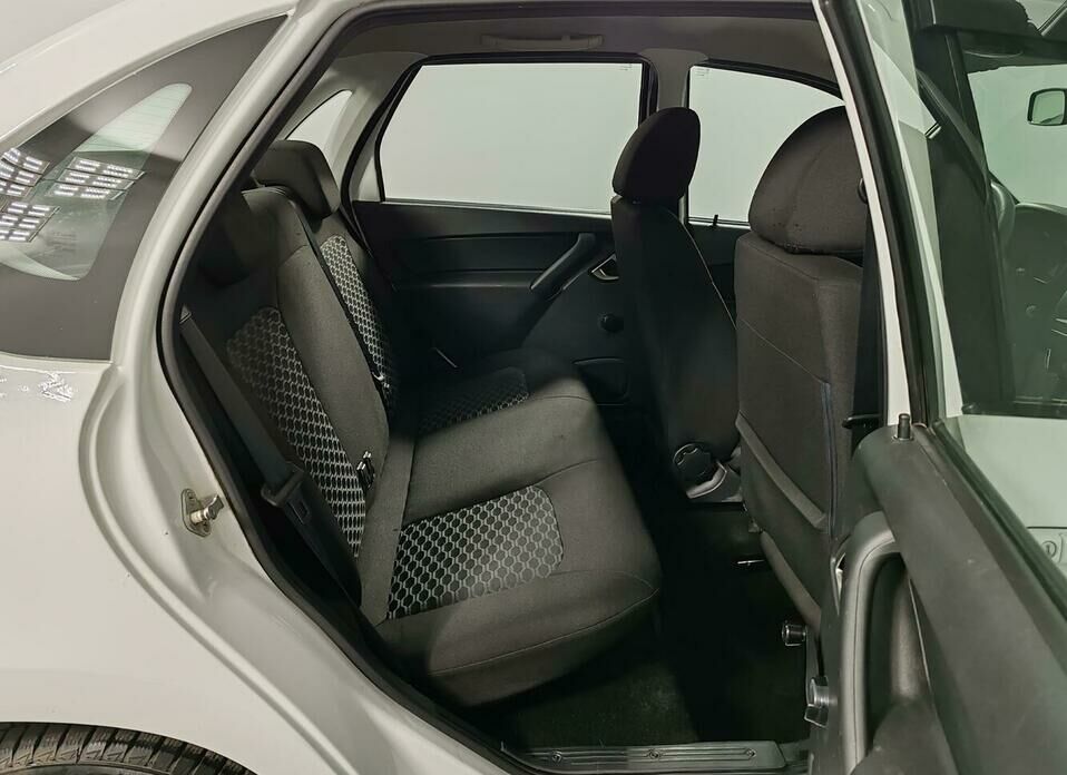 LADA (ВАЗ) Granta 1.6 MT (90 л.с.)
