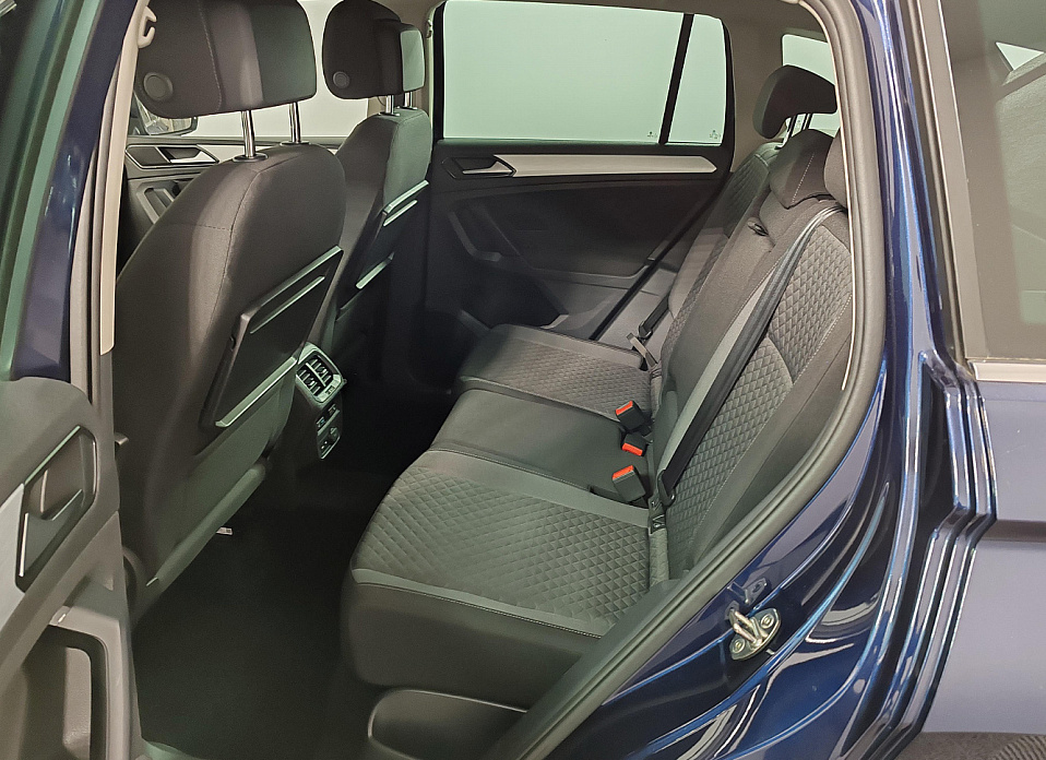 Volkswagen Tiguan, II 1.4 AMT (150 л.с.)