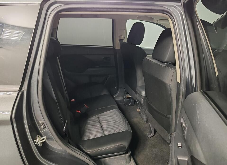 Mitsubishi Outlander, III Рестайлинг 2 2.0 CVT (146 л.с.)
