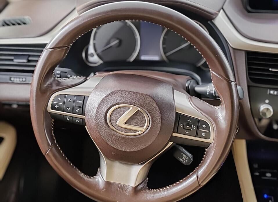 Lexus RX 200t 2.0 AT (238 л.с.) 4WD