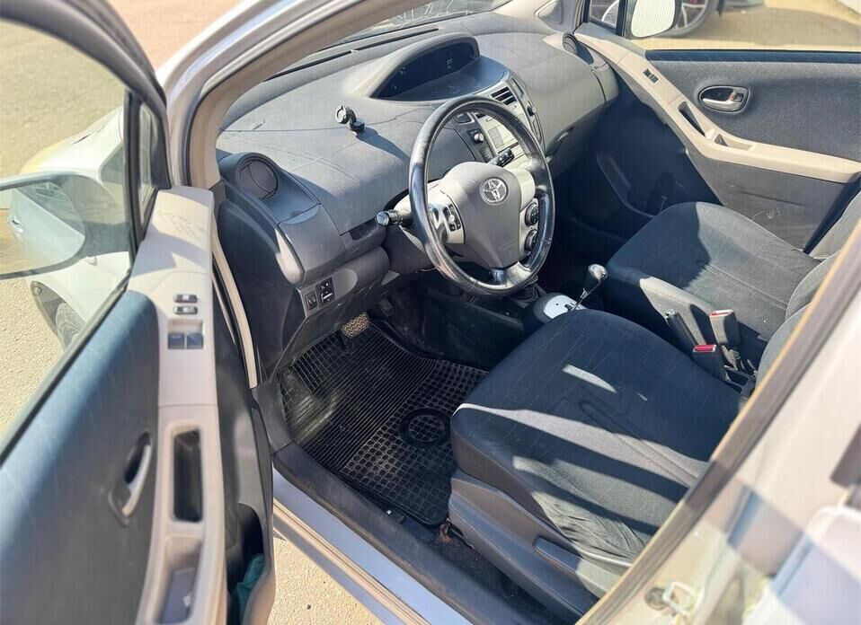 Toyota Yaris Multimode 1.3 AMT (87 л.с.)
