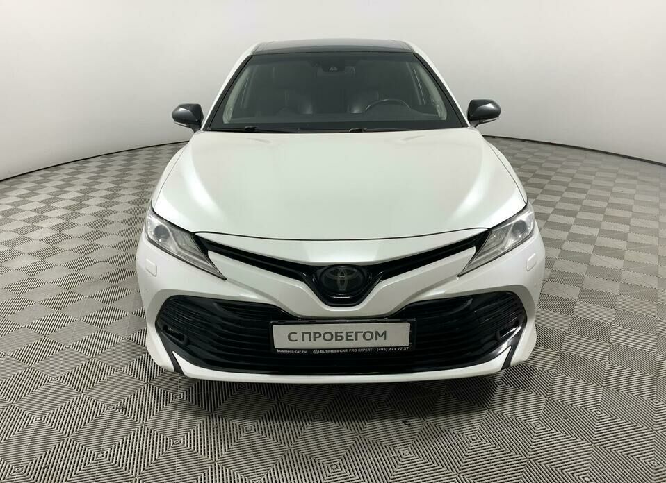 Toyota Camry 2.5 AT (181 л.с.)