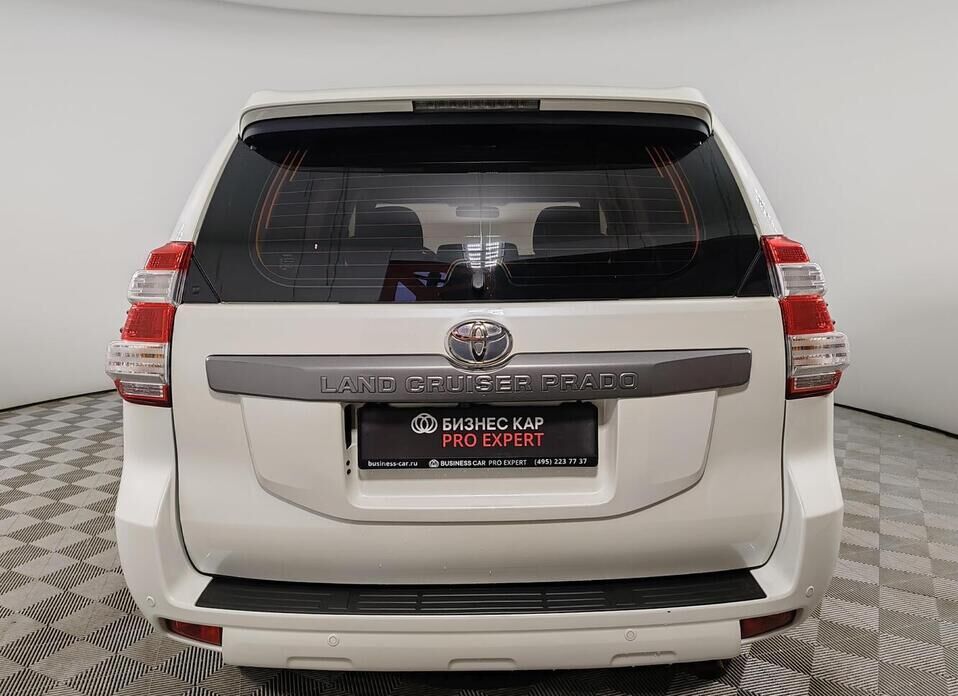 Toyota Land Cruiser Prado, 150 Series Рестайлинг 1 3.0d AT (173 л.с.) 4WD