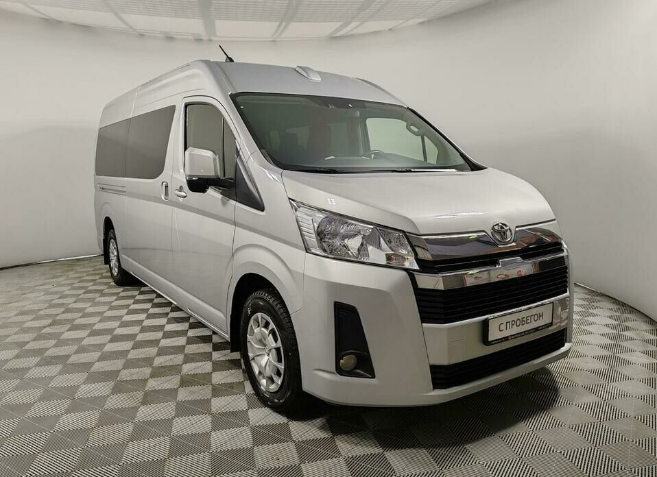 Toyota HiAce 2.8d MT (150 л.с.)